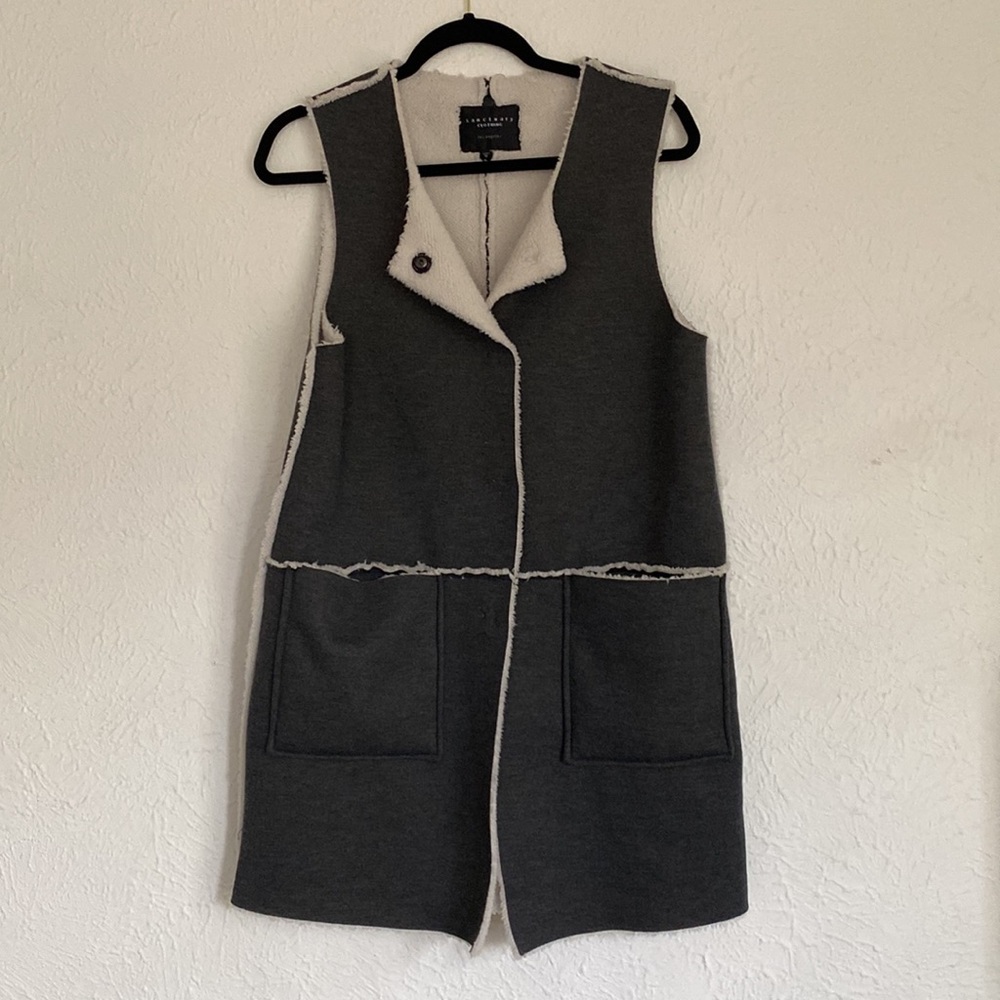 Sanctuary Clothing Los Angeles Long Grey Vest with Sherpa Lining - Picture 2 of 6